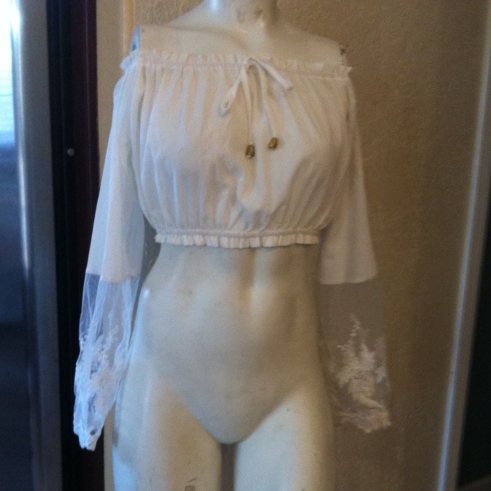 Off shoulder crop top